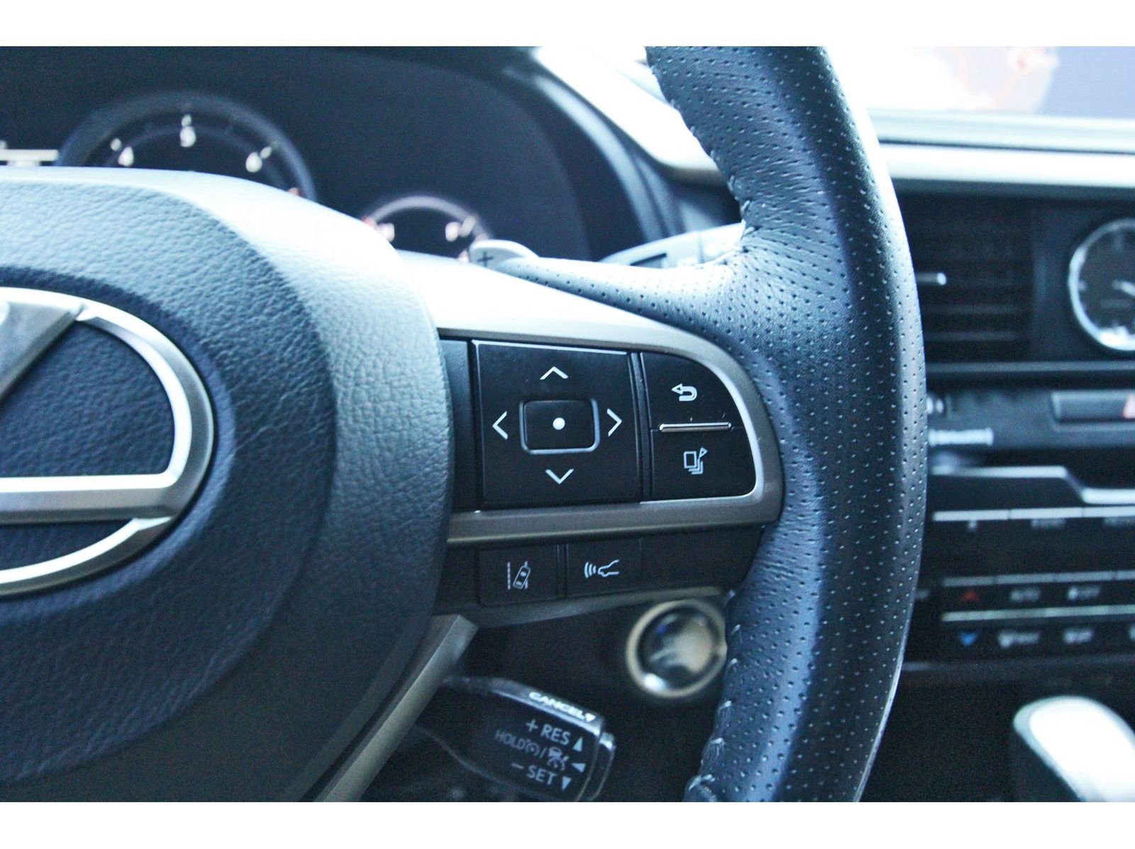 Used 2022 Lexus RX 350 F Sport w/ Accessory Package image 23