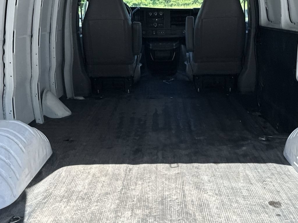 Used 2023 GMC Savana 2500 w/ Driver Convenience Package RWD image 27