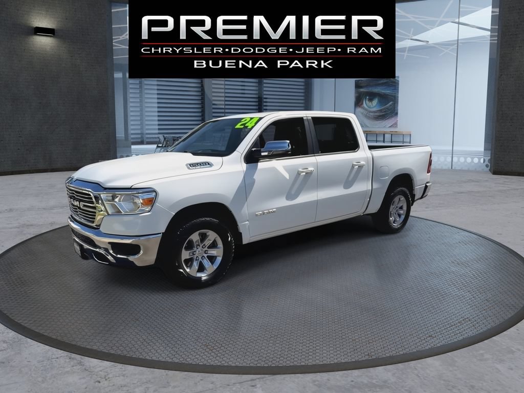 Used 2024 RAM 1500 Laramie AWD/4WD image 4