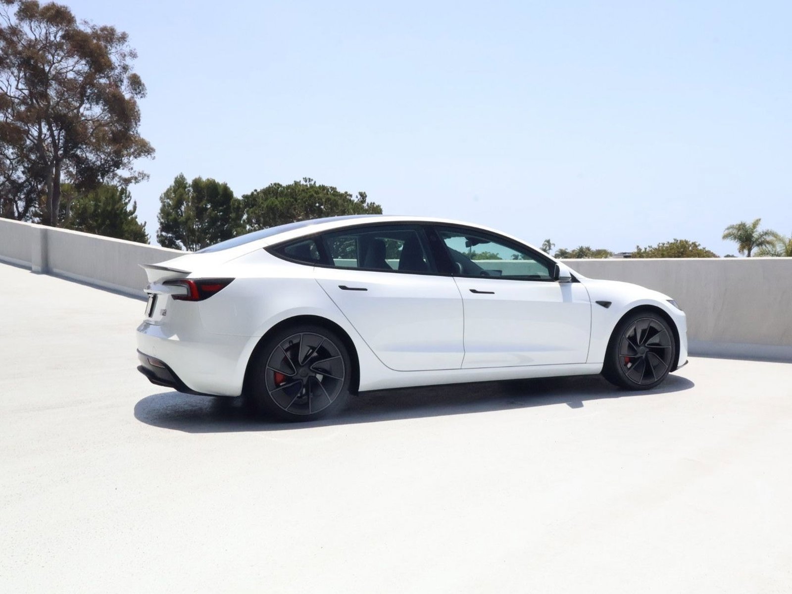Used 2025 Tesla Model 3 Performance AWD/4WD image 8