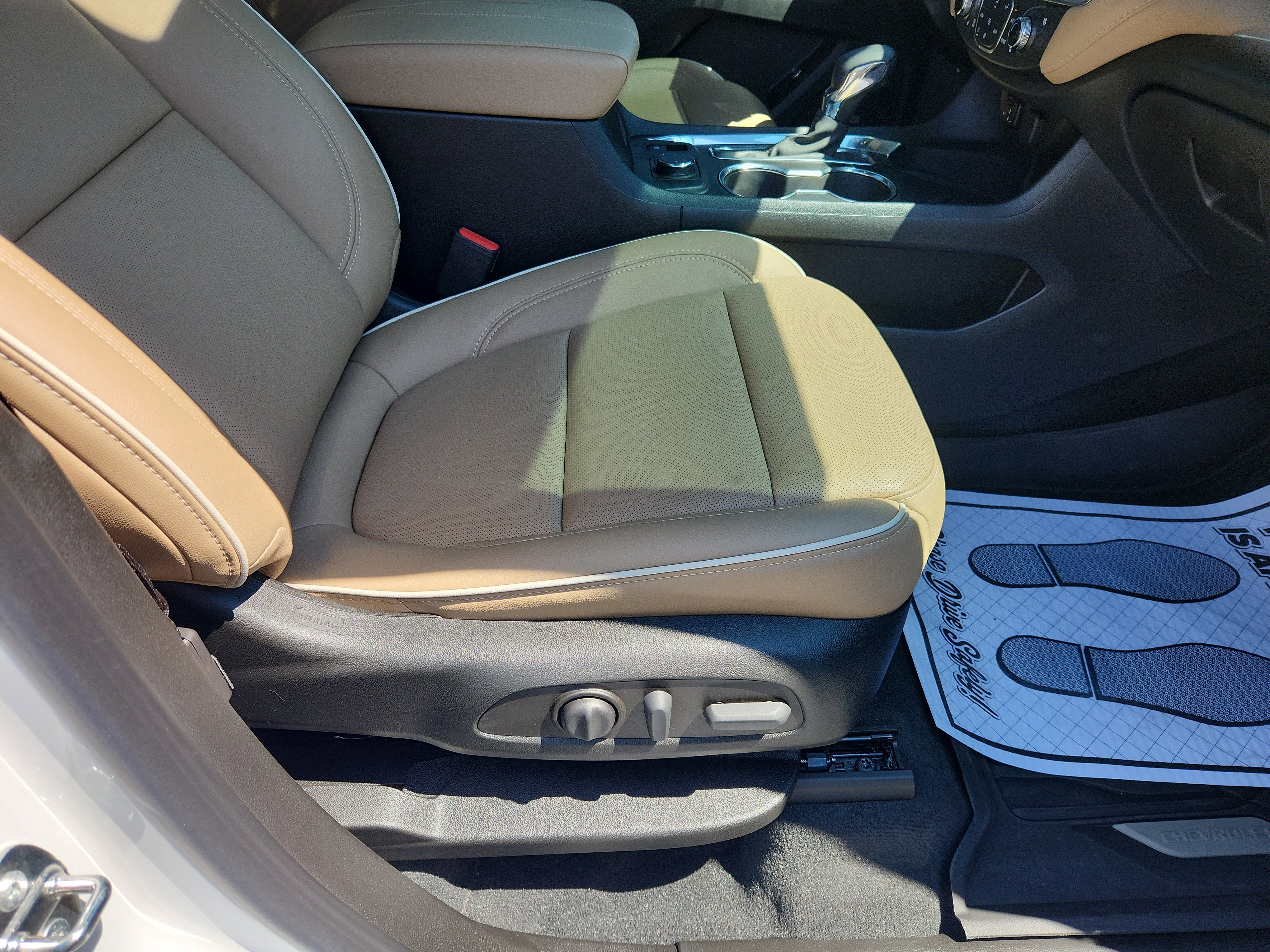 Used 2023 Chevrolet Traverse Premier w/ LPO, Floor Liner Package image 54