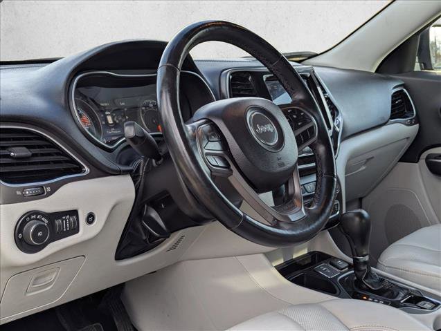 Used 2019 Jeep Cherokee Limited FWD image 10