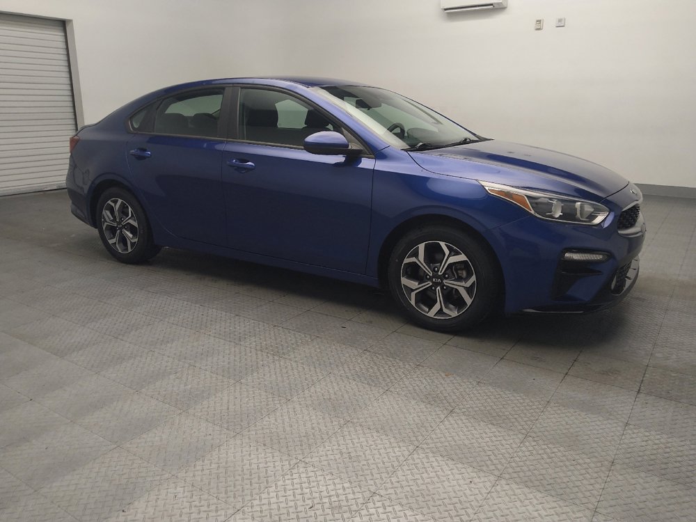 Used 2020 Kia Forte LXS FWD image 11