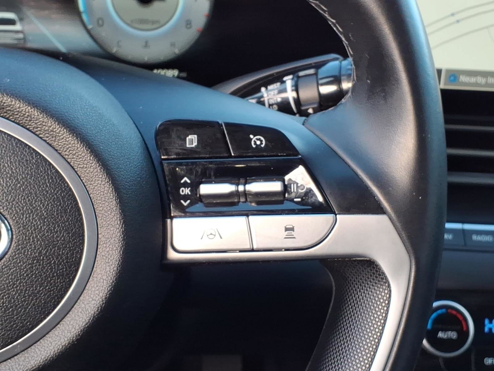 Certified 2023 Hyundai Elantra Limited image 28