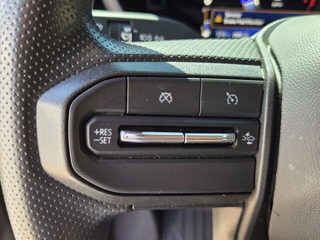 Certified 2023 Chevrolet Colorado Trail Boss w/ Technology Package AWD/4WD image 24