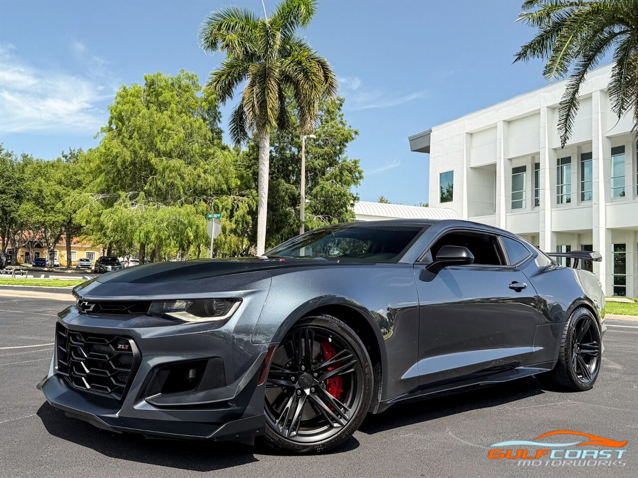 Used 2019 Chevrolet Camaro ZL1 RWD image 11