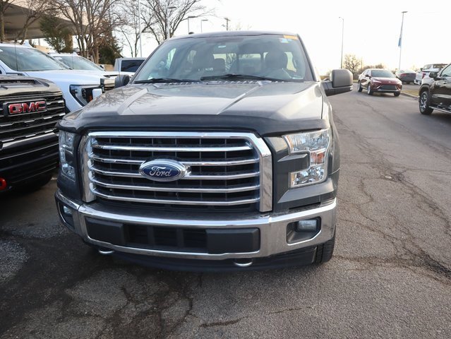 Used 2017 Ford F150 XLT w/ Equipment Group 302A Luxury image 3