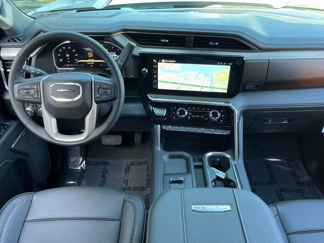 New 2026 GMC Sierra 2500 Denali w/ Denali Reserve Package image 13