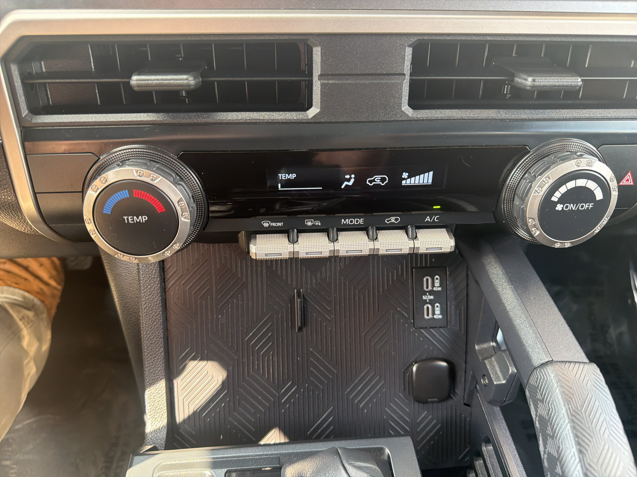 Used 2026 Toyota 4Runner SR5 AWD/4WD image 15