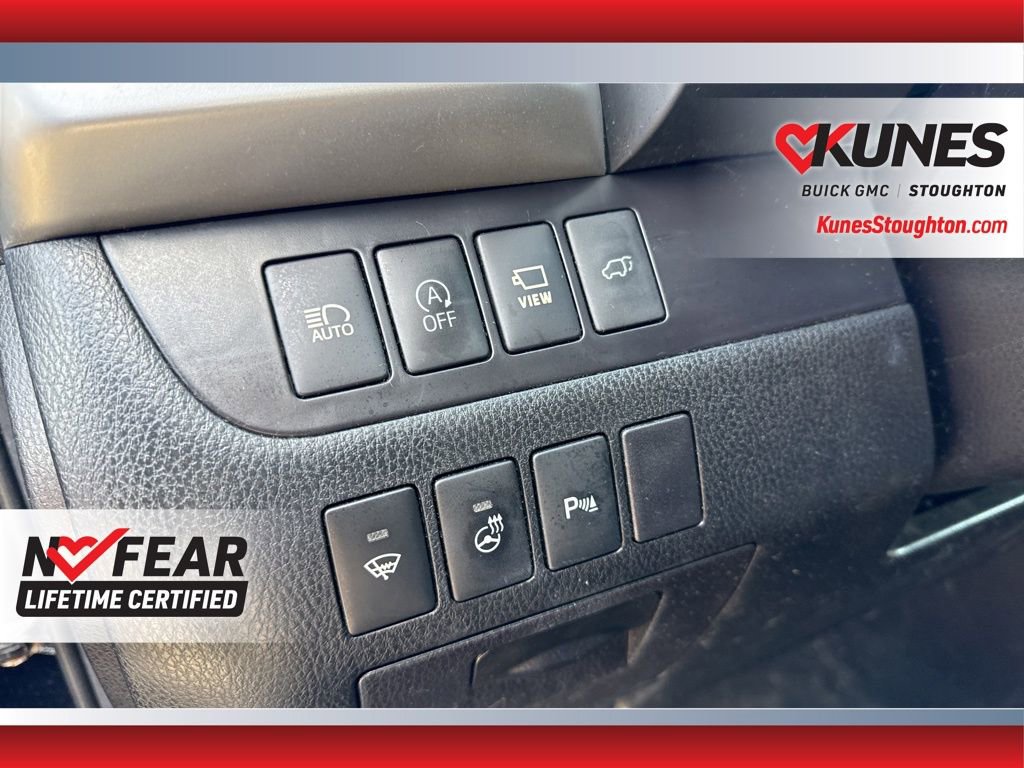 Used 2018 Toyota Highlander Limited image 21