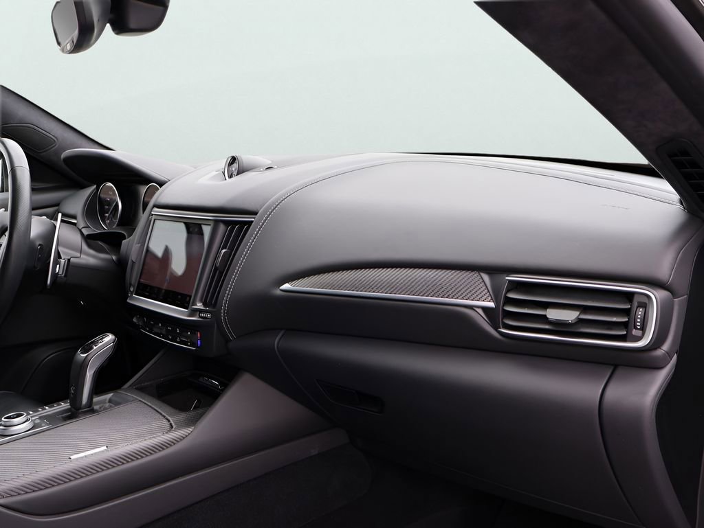 Used 2022 Maserati Levante Modena image 11