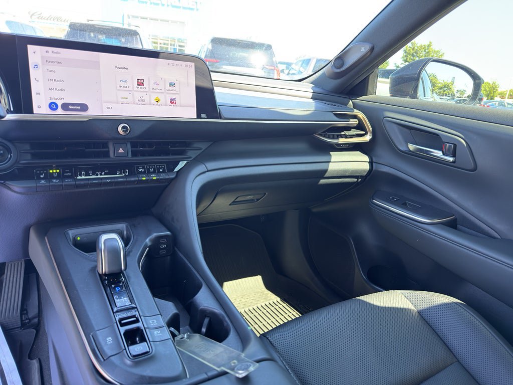 Used 2023 Toyota Crown AWD/4WD image 25