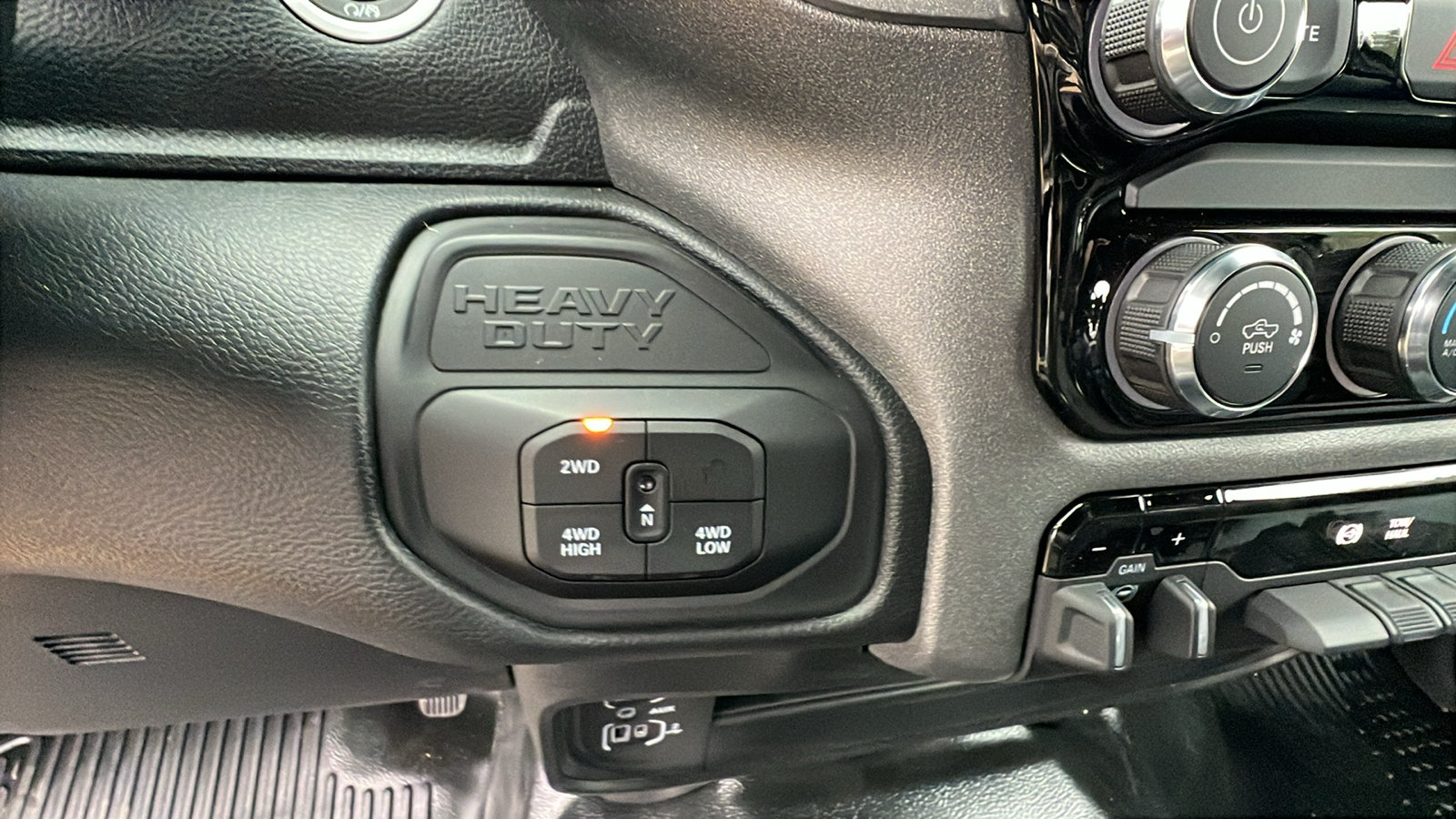 New 2026 RAM 2500 Tradesman w/ Chrome Appearance Group AWD/4WD image 26