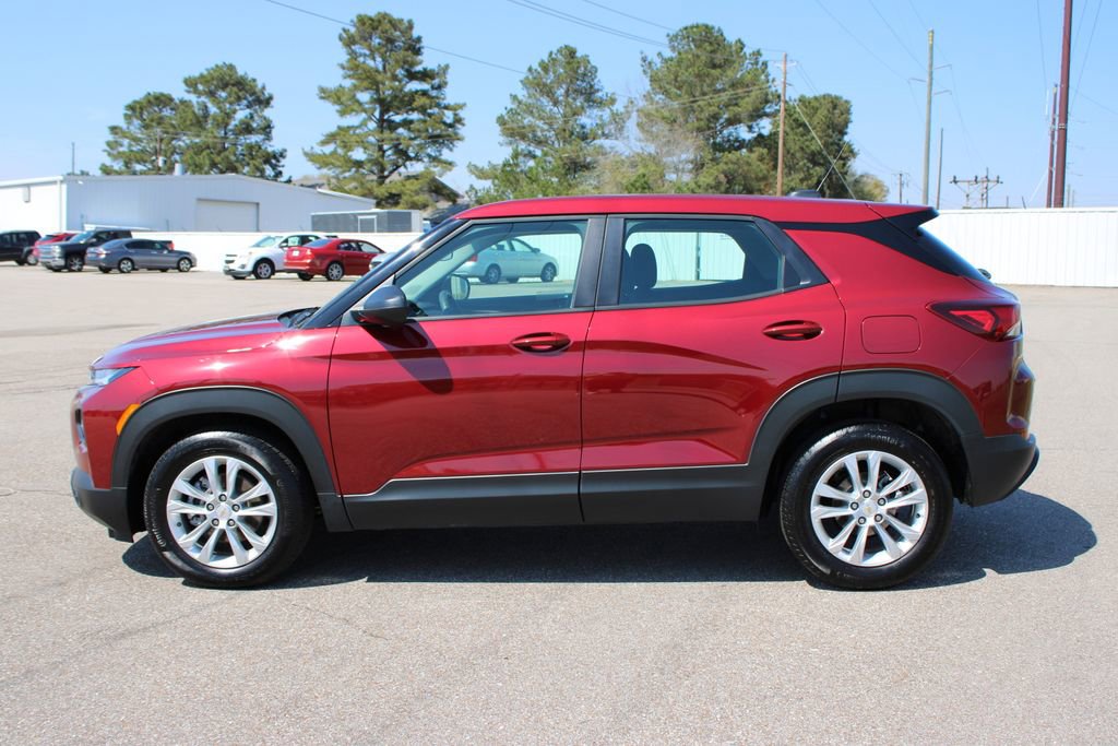 Used 2023 Chevrolet TrailBlazer LS image 3