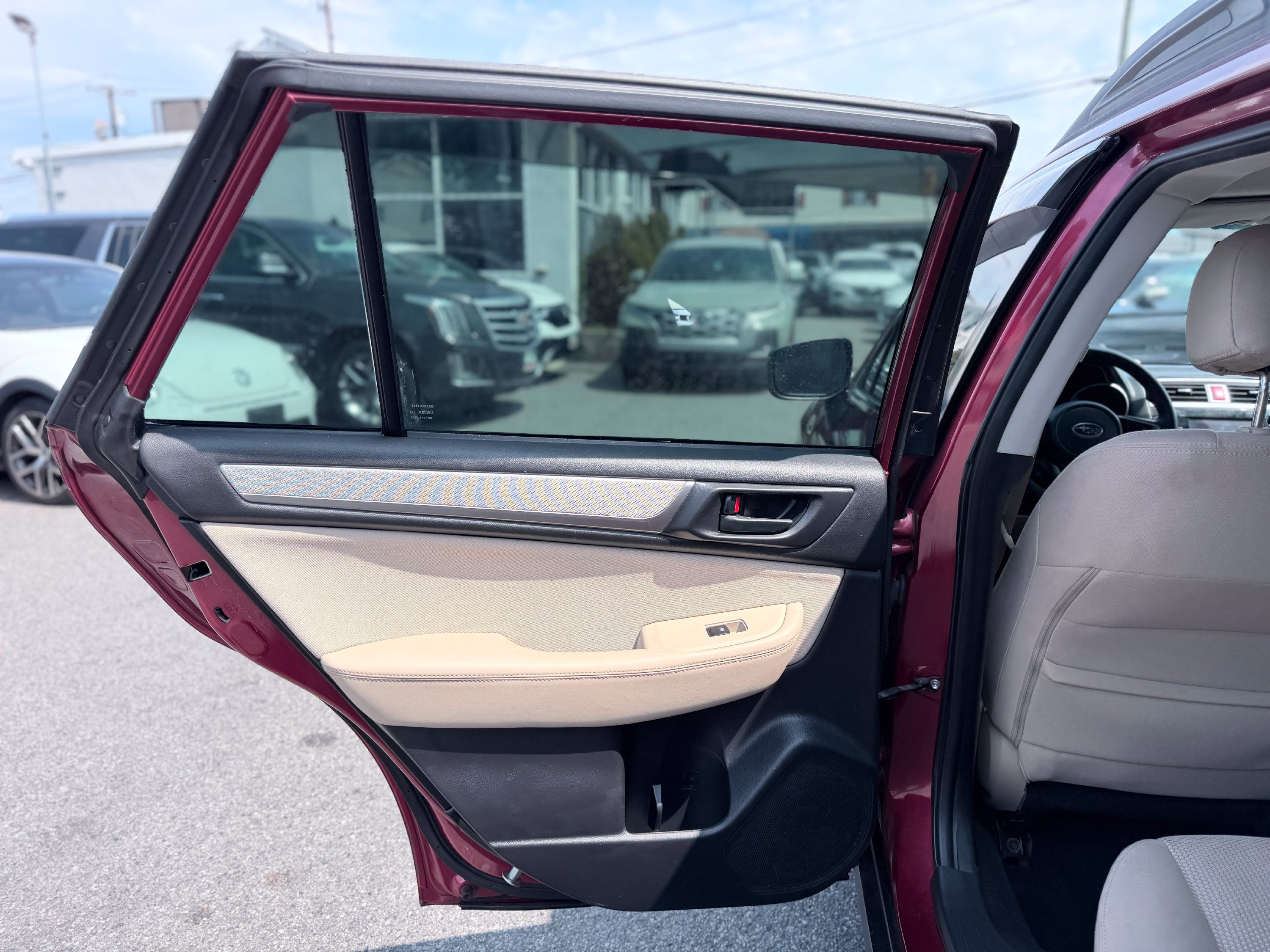 Used 2018 Subaru Outback 2.5i AWD/4WD image 16