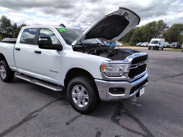 Used 2024 RAM 2500 Big Horn w/ Bed Utility Group image 11