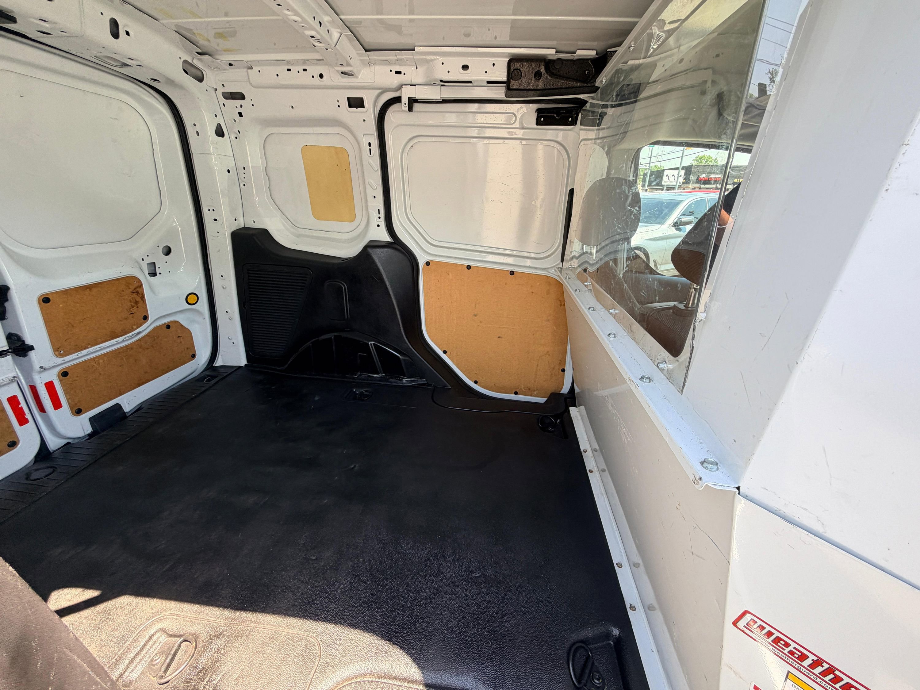 Used 2018 Ford Transit Connect XL FWD image 25