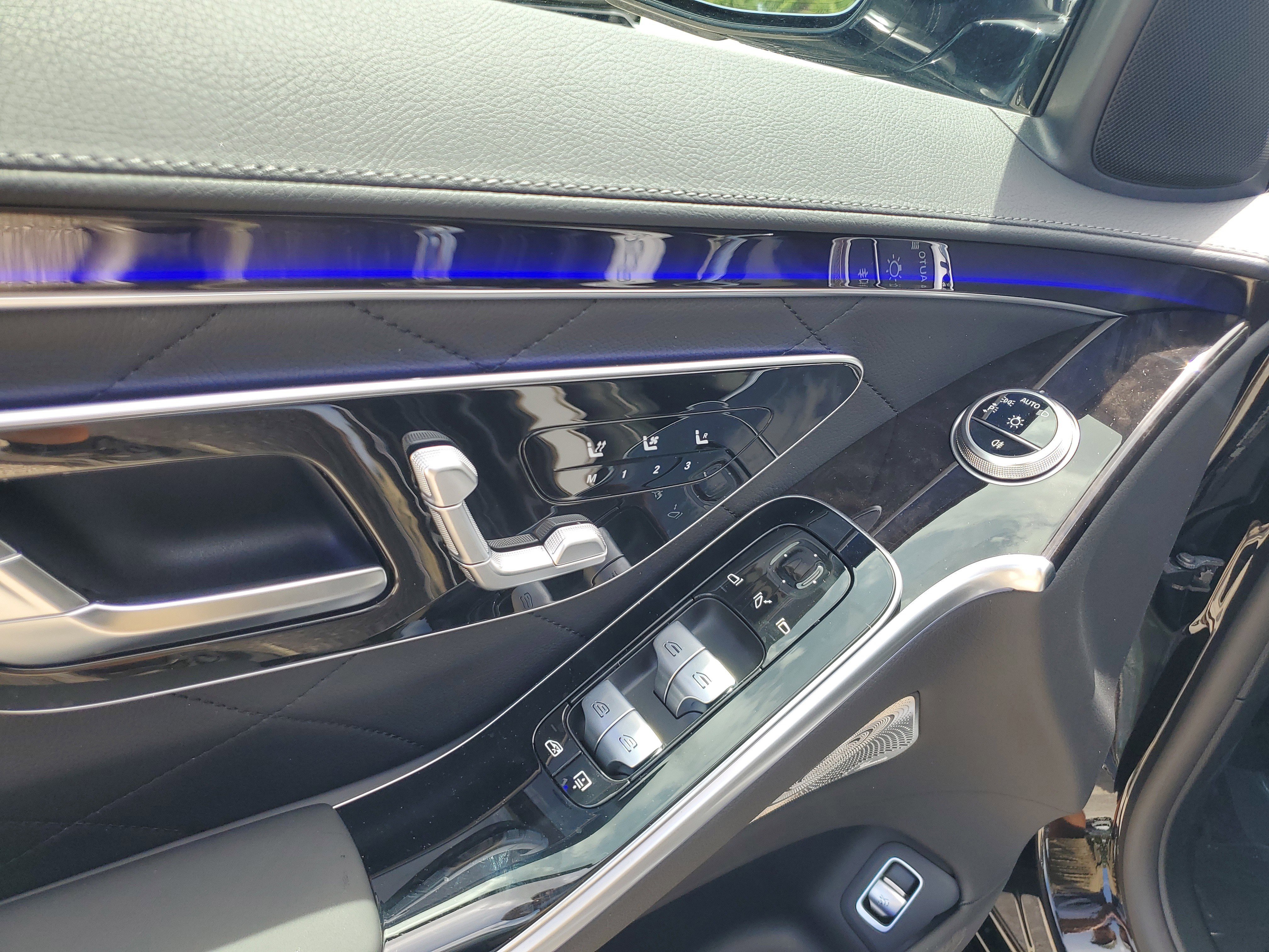 New 2026 Mercedes-Benz S 580e 4MATIC Sedan image 18