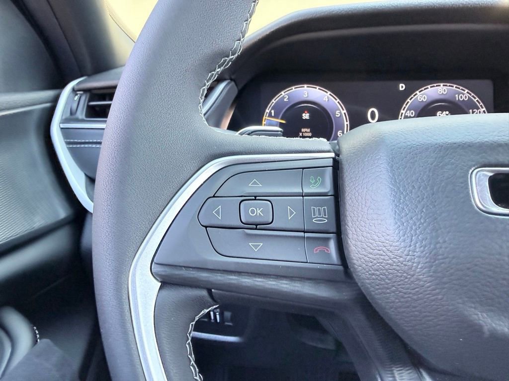 New 2025 Jeep Grand Cherokee Laredo X image 12