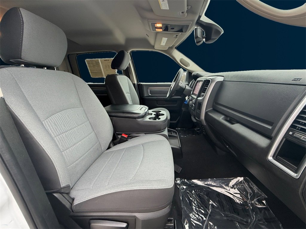 Used 2023 RAM 1500 Classic SLT w/ Electronics Group image 17