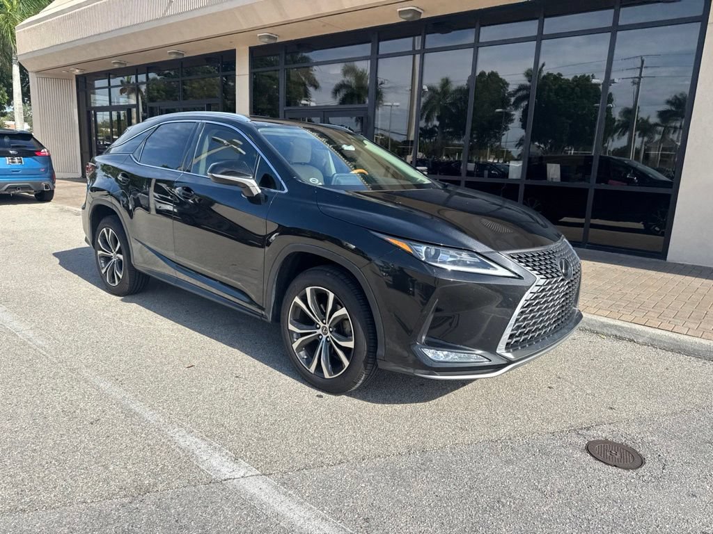 Used 2022 Lexus RX 350 FWD w/ Premium Package image 2