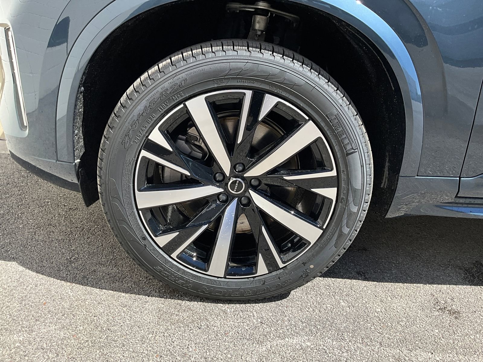 New 2026 Volvo XC90 T8 Core AWD/4WD image 32