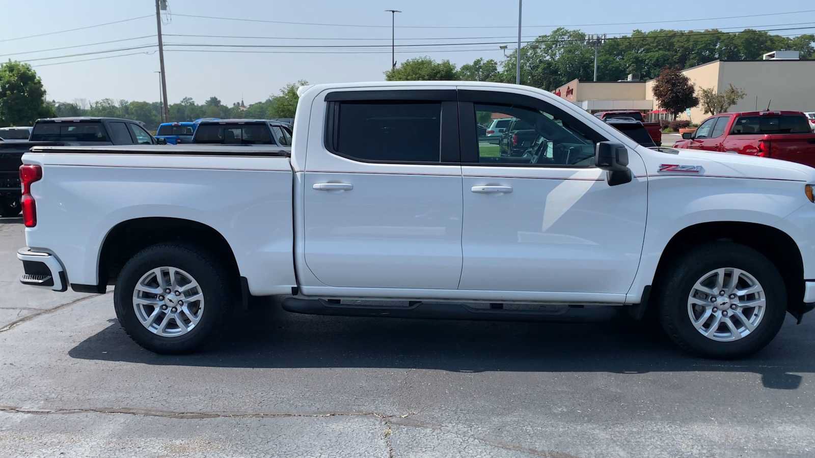 Certified 2022 Chevrolet Silverado 1500 RST AWD/4WD image 9