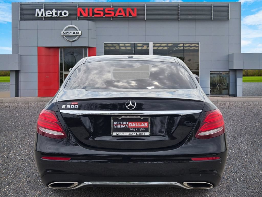 Used 2017 Mercedes-Benz E 300 image 5