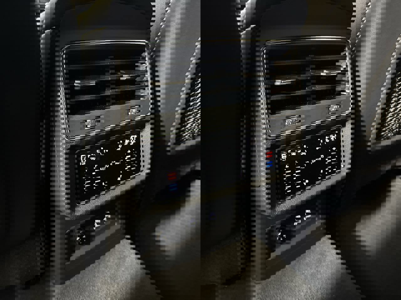 Used 2025 Audi Q7 2.0T Premium Plus w/ Premium Plus Package image 12