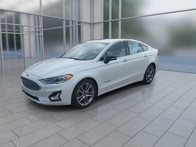 Used 2019 Ford Fusion Titanium FWD image 4