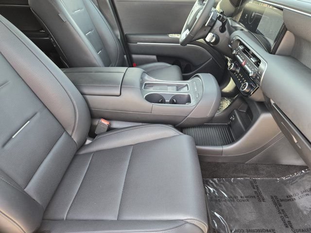 Certified 2026 Hyundai Palisade Calligraphy AWD/4WD image 13