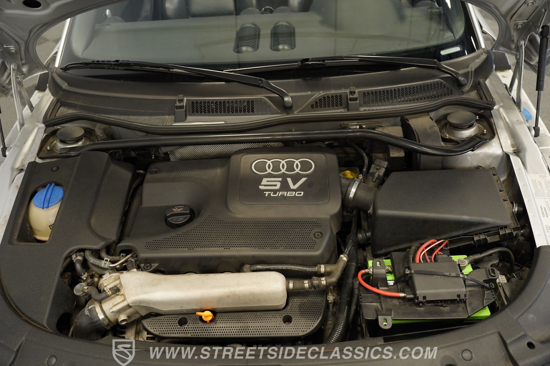 Used 2003 Audi TT 1.8T FWD image 4