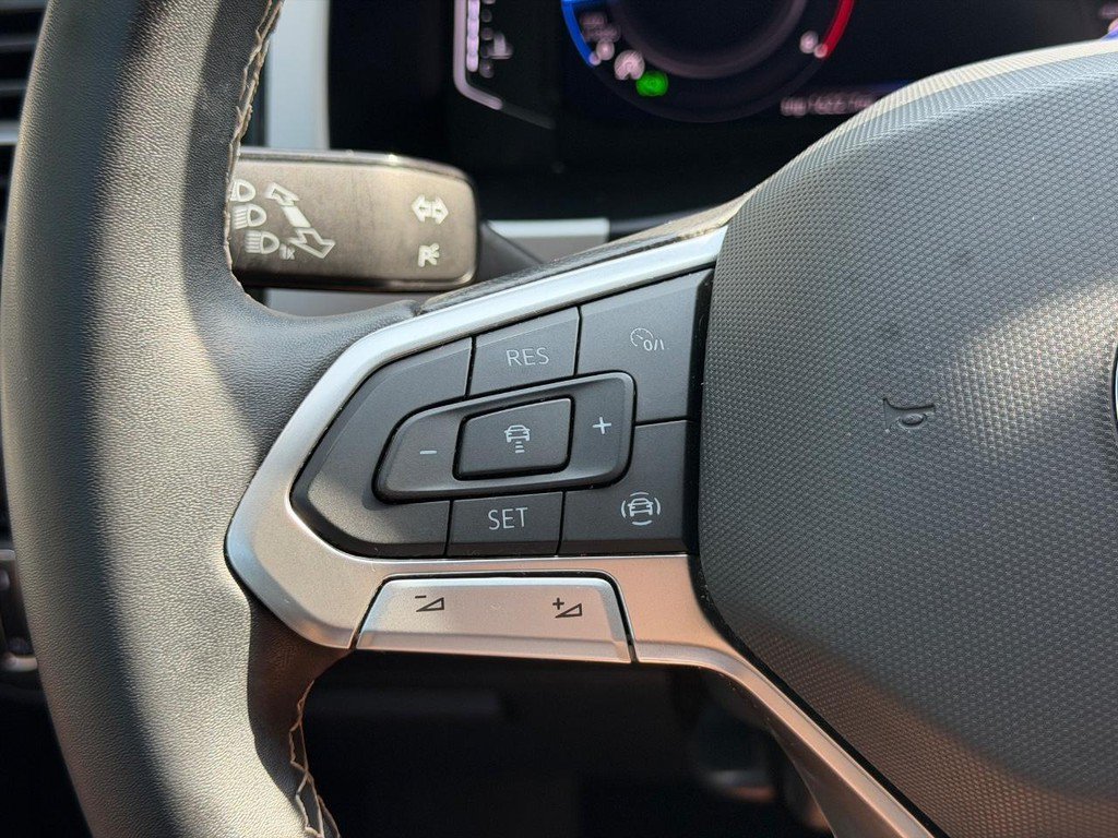 Used 2023 Volkswagen Atlas SE AWD/4WD image 18
