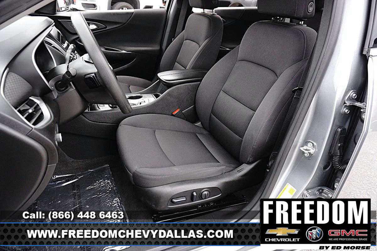 Used 2024 Chevrolet Malibu LT FWD image 9