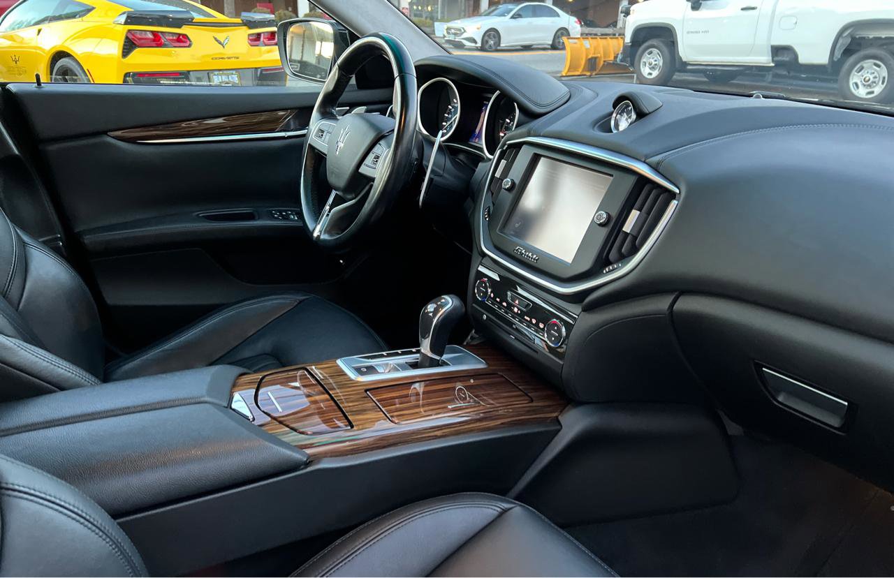 Used 2014 Maserati Ghibli S Q4 AWD/4WD image 25