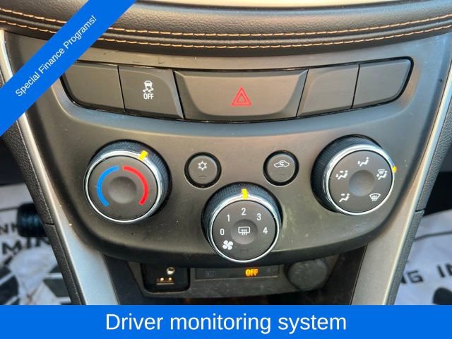 Used 2019 Chevrolet Trax LT w/ LT Convenience Package image 17