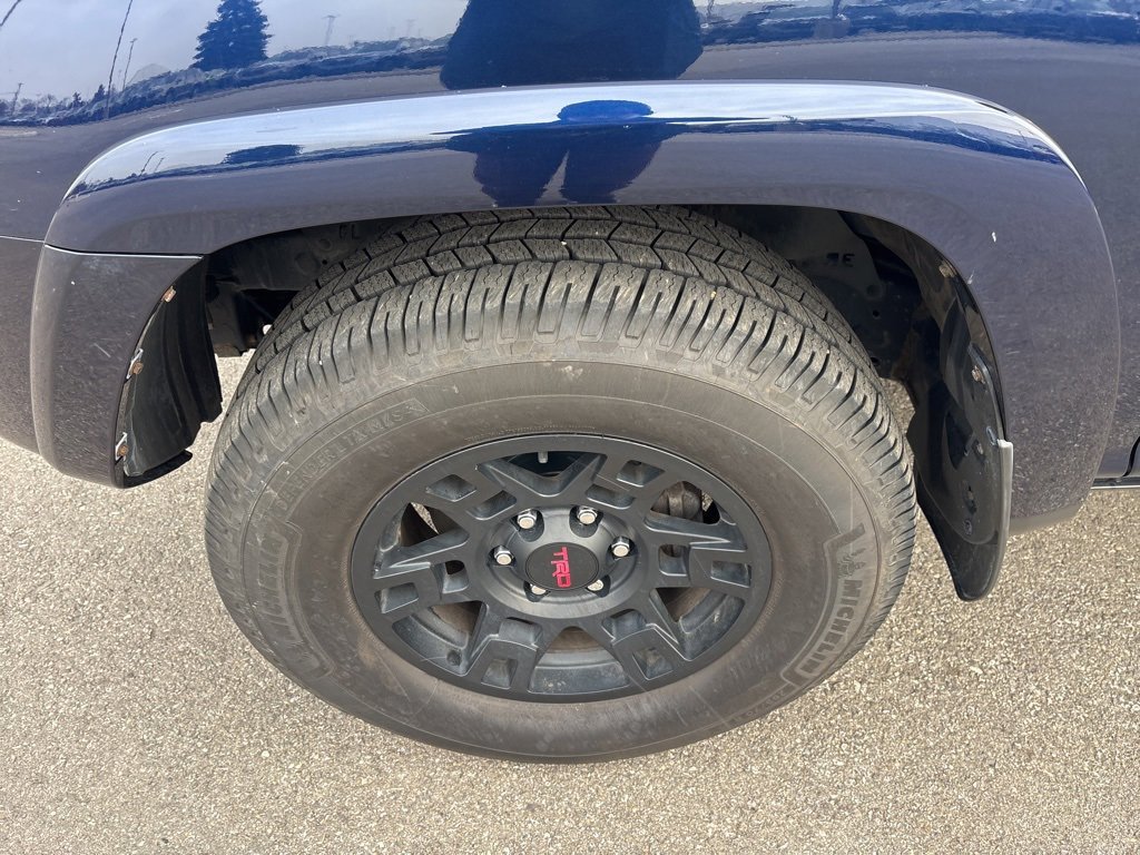 Used 2021 Toyota 4Runner Venture image 8