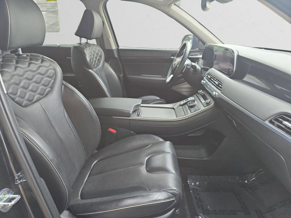 Used 2022 Hyundai Palisade Limited image 16