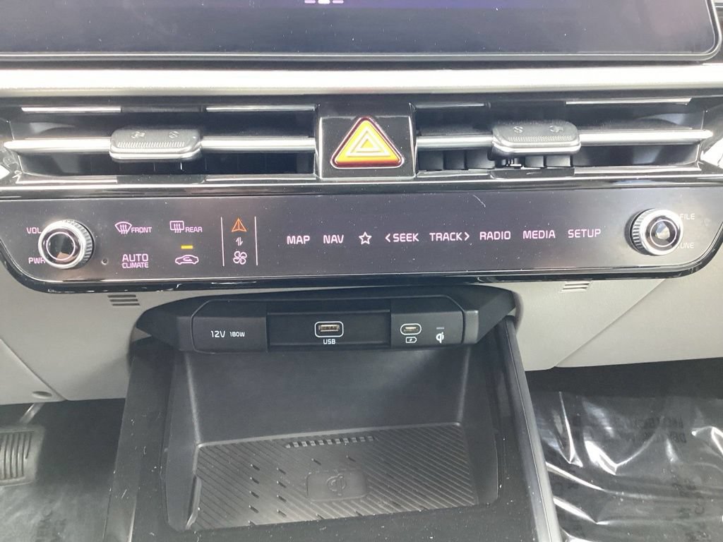 Used 2023 Kia Niro Wind w/ Wind Preserve Package FWD image 24
