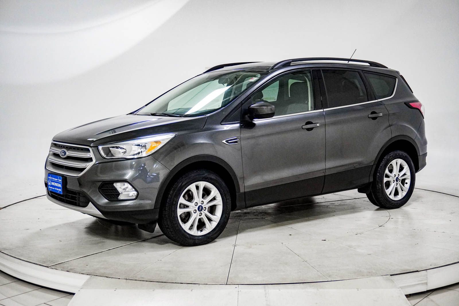 Used 2018 Ford Escape SE AWD/4WD image 3