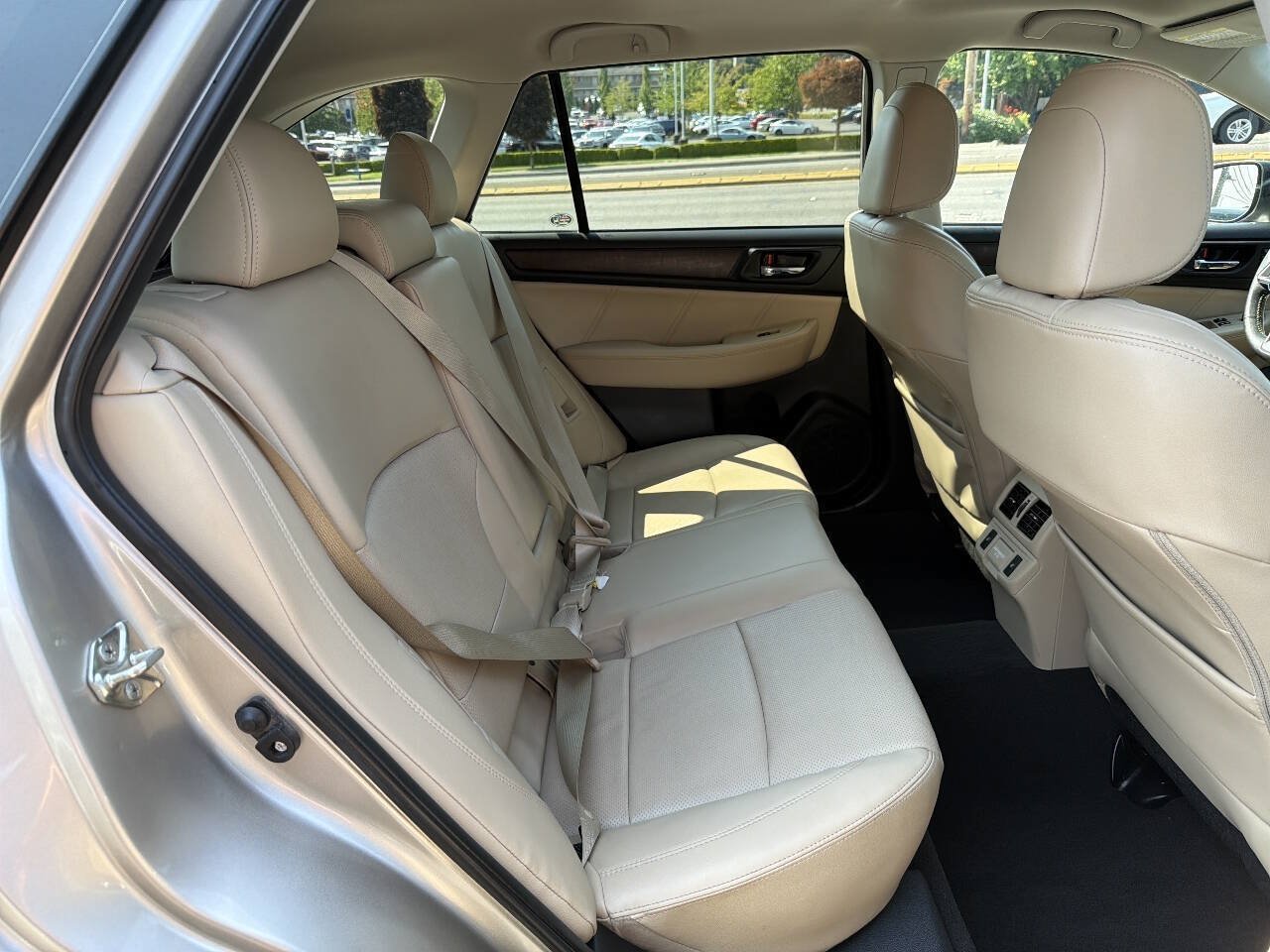 Used 2018 Subaru Outback 2.5i Limited AWD/4WD image 23
