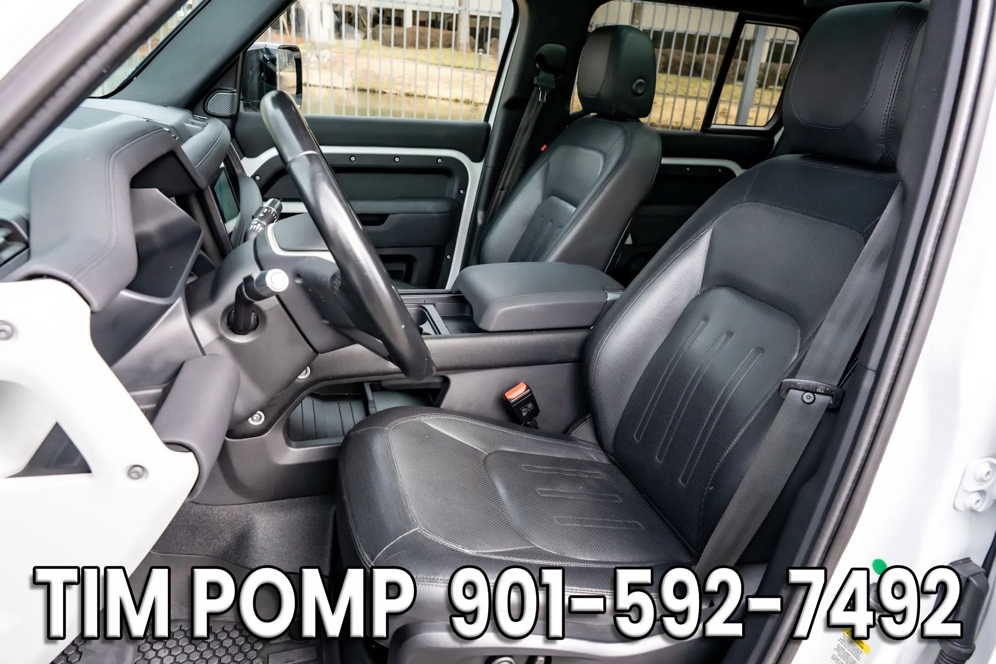 Used 2022 Land Rover Defender 110 X-Dynamic SE image 9