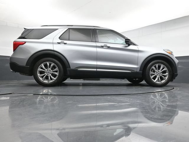 Certified 2023 Ford Explorer Limited w/ Equipment Group 301A RWD image 35