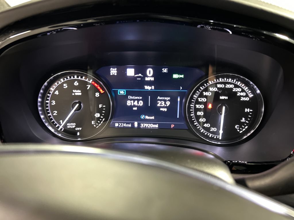 Used 2022 Cadillac XT5 Sportv w/ Platinum Package AWD/4WD image 16