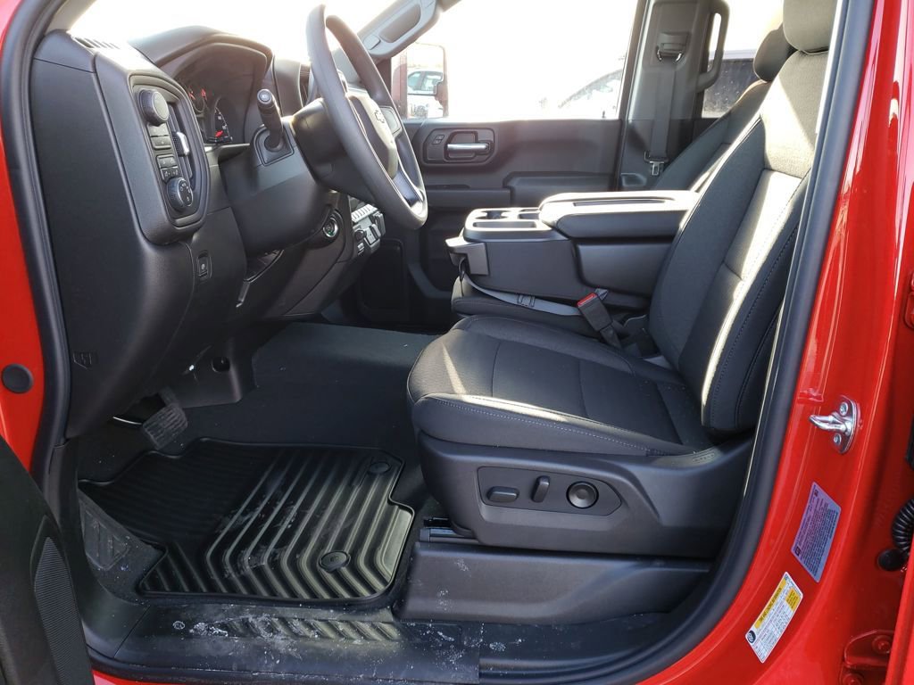 New 2026 Chevrolet Silverado 2500 Custom w/ Custom Value Package image 9