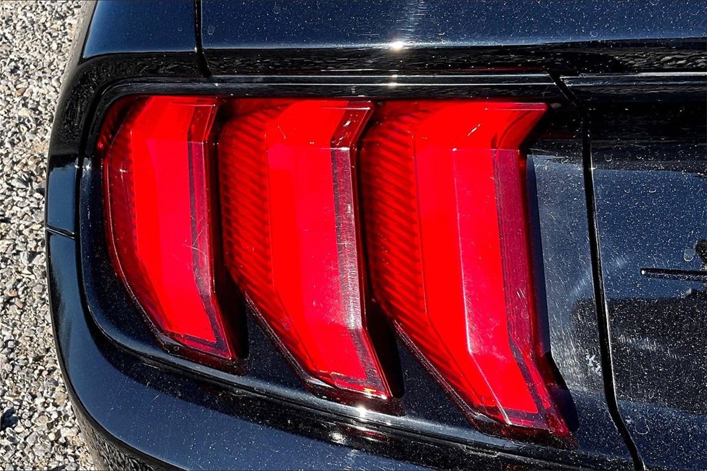 Used 2019 Ford Mustang GT w/ Equipment Group 301A image 25