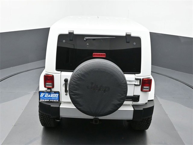 Used 2014 Jeep Wrangler Unlimited Sahara w/ Connectivity Group image 16