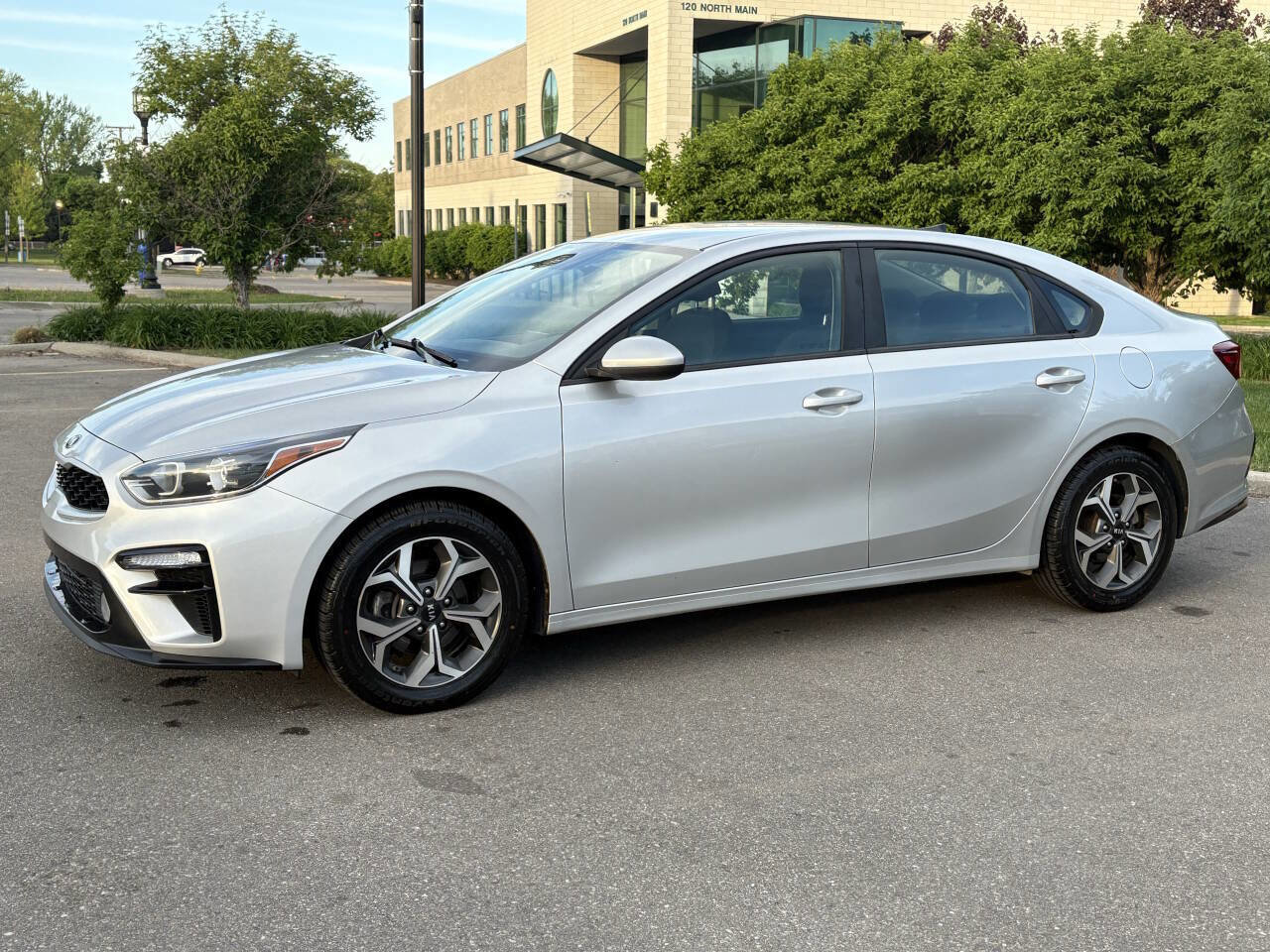 Used 2021 Kia Forte LXS image 18