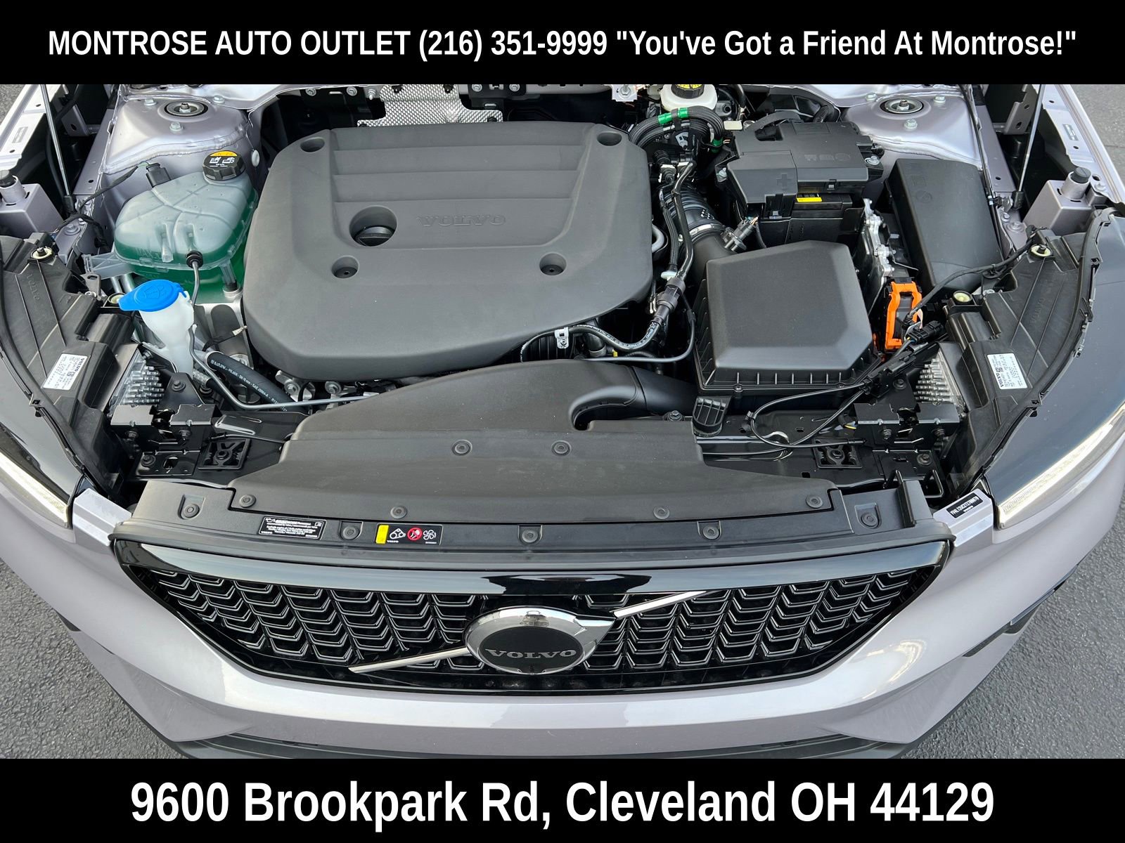 New 2026 Volvo XC40 B5 Plus w/ Protection Package Premier image 33