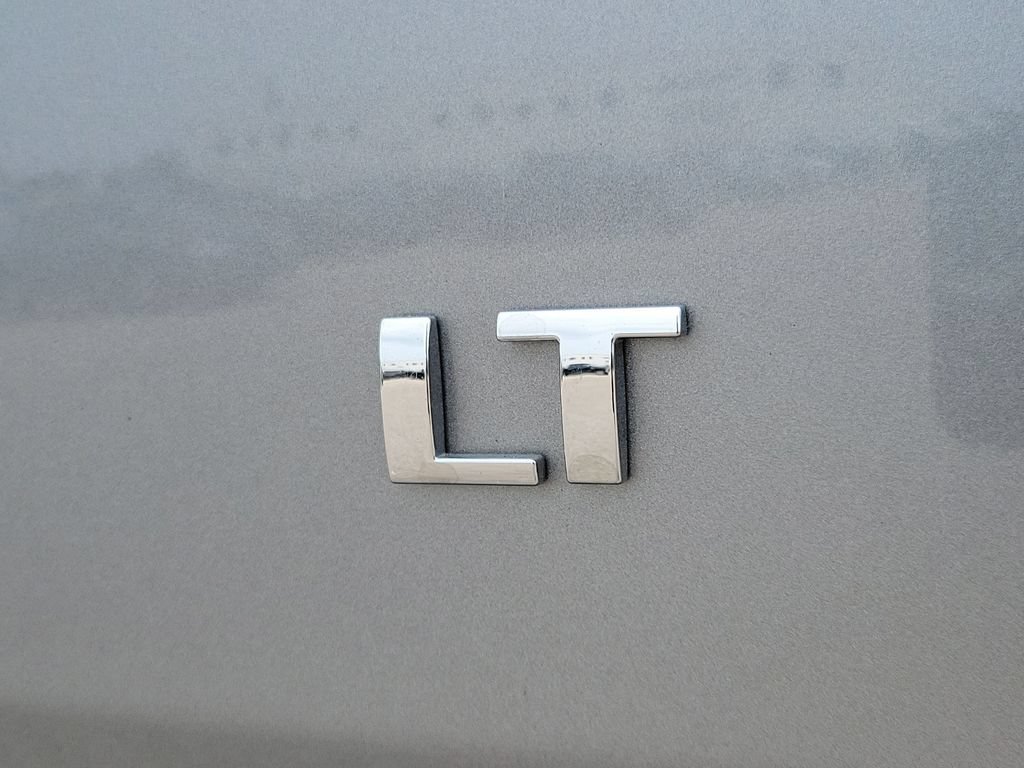 Used 2023 Chevrolet Traverse LT AWD/4WD image 6